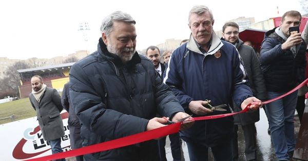 <br />
                        В Москве открыли обновлённый стадион «Слава»<br />
                    